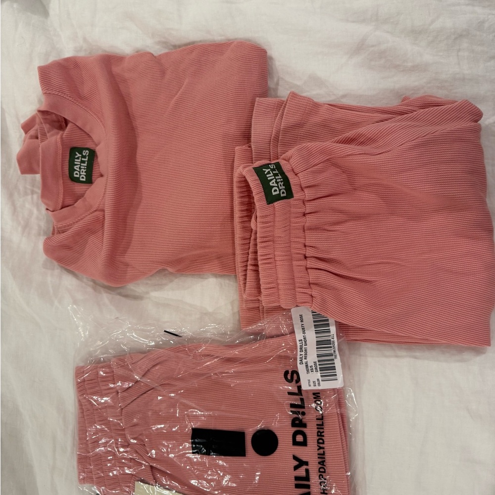 Daily Drills Blush Ribbed Ensemble